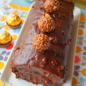 Bûche aux ferrero rochers facile