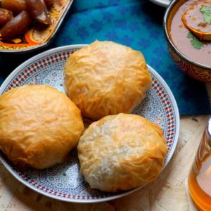 Pastilla marocaine au poulet (Bastila)