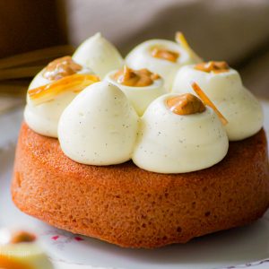 Financiers aux dattes et fleur d’oranger