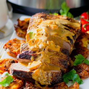 Rôti de boeuf au four sauce aux champignons