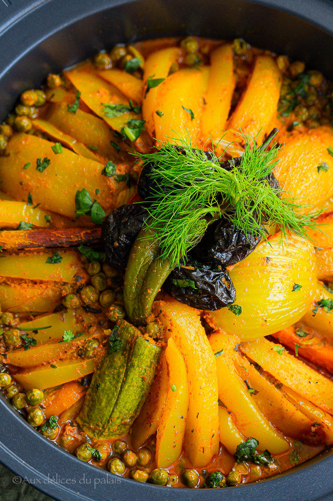 Tajine de légumes aux pruneaux (végétarien)