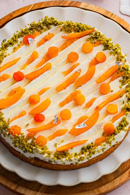 Tarte aux abricots sur sablé breton