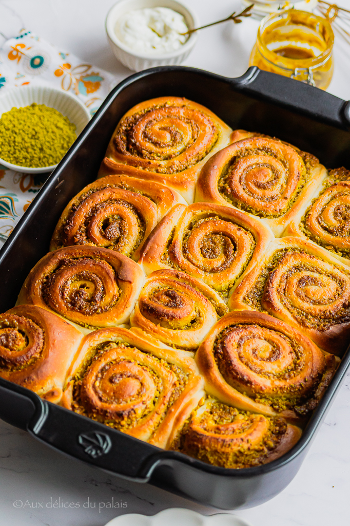 Brioche roulée à la pistache façon Cinnamon rolls