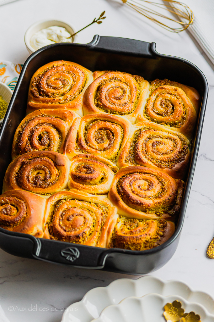 Brioche roulée à la pistache façon Cinnamon rolls