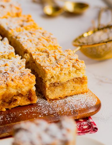 Gâteau crumble aux pommes et crème pâtissière