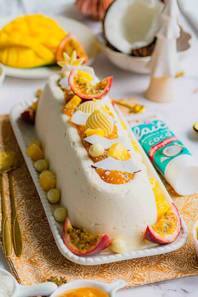 Recette bûche de Noël glacée vanille coco mangue et passion