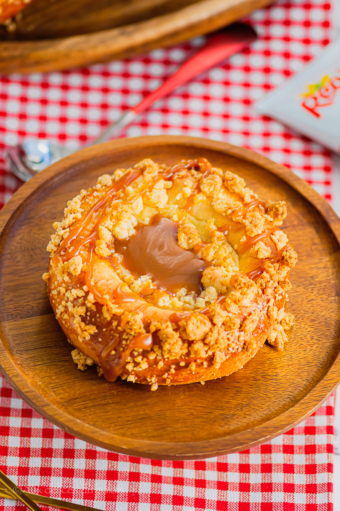 briochettes puits à la crème pâtissière et streusel