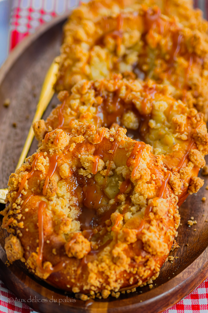 Brioche à la crème crumble et caramel beurre salé